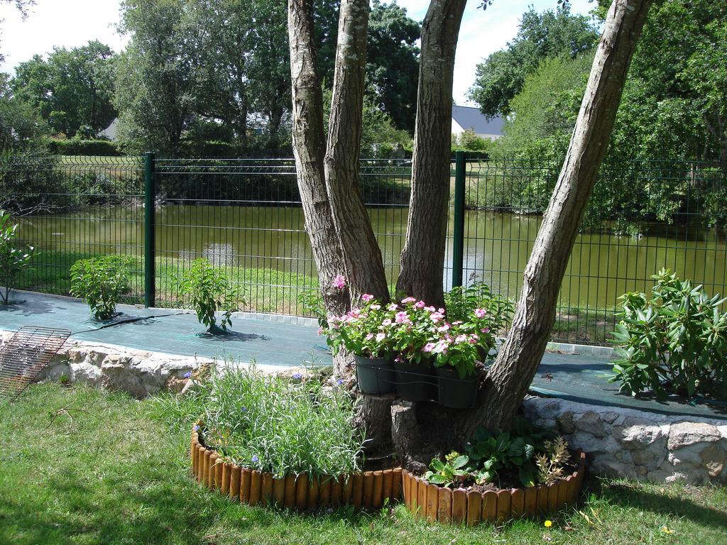 Bed and Breakfast Le Petit Etang La Trinité-Surzur Exterior foto