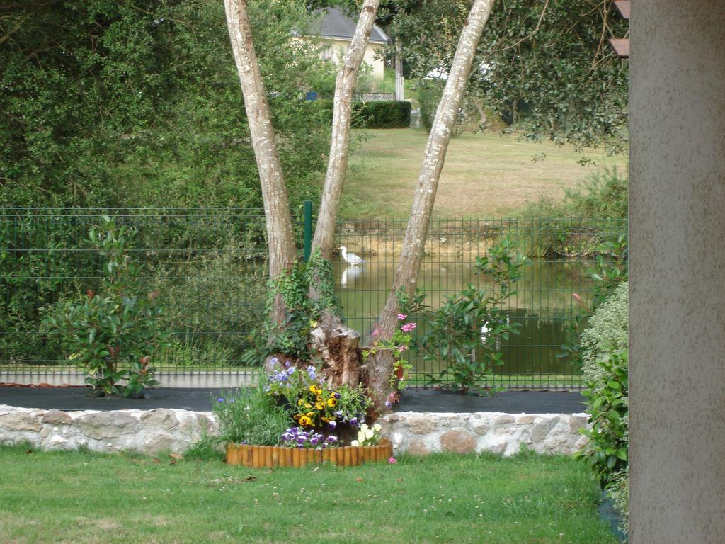 Bed and Breakfast Le Petit Etang La Trinité-Surzur Exterior foto
